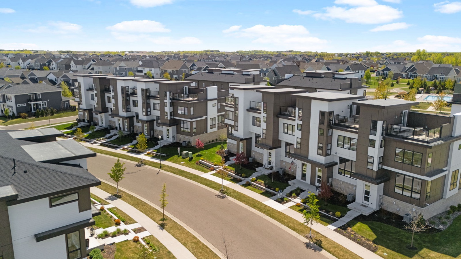 Multifamily / apartment building